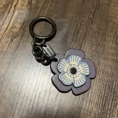 COACH Willow Floral Bag Charmのサムネイル