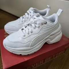 PUMA プーマ 厚底 スニーカー