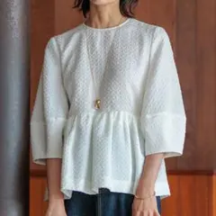 美品 エブール ピグメントフラワーパフスリーブブラウス ジャガード 