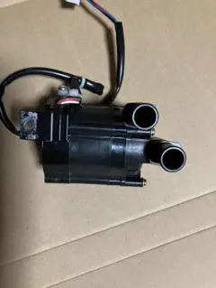 ホシザキ　製氷機　ポンプ　一次側給水電磁弁 ホシザキ 製氷機 ポンプ 一次側給水電磁弁 - メルカリ