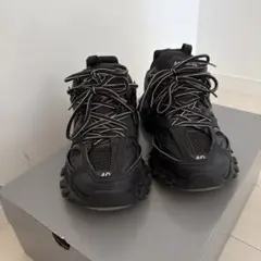 BALENCIAGAtrackスニーカー 40 ブラック - メルカリ