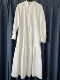 ⭐️GU ⭐️ 【新品】ホワイト シャツワンピース 長袖 フレア裾