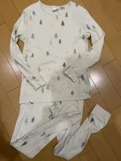 ZARAキッズ　木のモチーフ リブ編みパジャマセット 128センチ