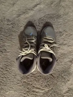 Jordan11レトログレースニーカー26.5