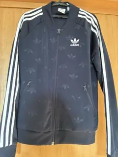 アディダス　オリジナルス