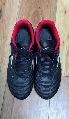 MIZUNO サッカースパイク ブラック レッド size 25.5 - メルカリ