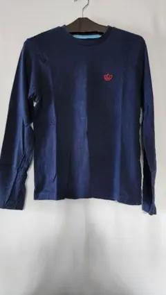 アディダスオリジナルス　ロングスリーブ