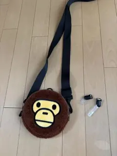 A BATHING APE クマ顔ショルダーバッグのサムネイル