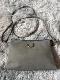 グレー スエード調 ショルダーバッグ