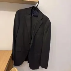 ダークグレー ビジネススーツ