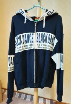 Item thumbnail for item e23ae5bb-c81b-46e7-be08-ddc002876224