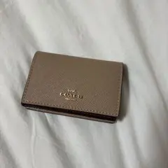 COACH ベージュ レザー 名刺入れ