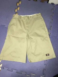 Dickies ルーズフィットショーツ