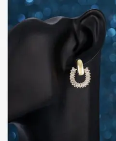 高級キュービックジルコニア幾何学模様ドロップピアス　ゴールド