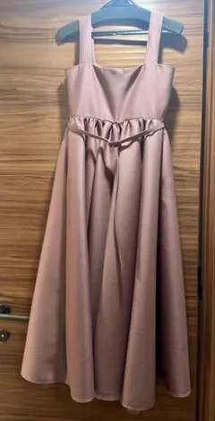 定価100万　DIOR ミディドレスのサムネイル