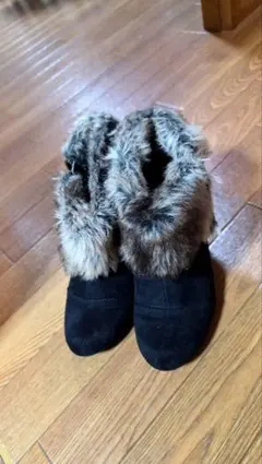 NUOVO ファー付きショートブーツ ブラック