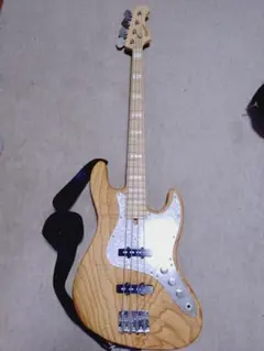 バッカス　Jazz Bass ナチュラル　オイルフィニッシュのサムネイル