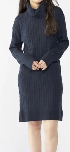 TOMMY HILFIGER ニットワンピース 紺色 S