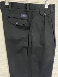 美品 激安 新品　黒　DOCKERS ブラック　ツータック　チノ ドッカーズ