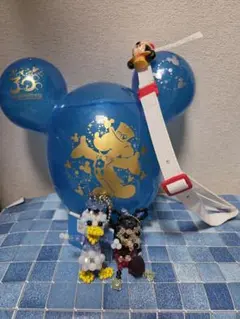 30周年記念 ミッキーバルーンポップコーンバケット&ビーズストラップ