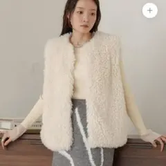 Bab ホワイトファーベスト　モコモコ　コート　白　シープライク