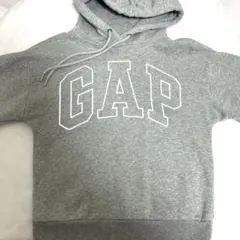 美品⭐️ キッズGAP グレー フード付きパーカー　可愛い　裏起毛