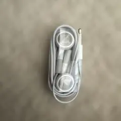 ホワイト 有線イヤフォン 3.5mmジャック