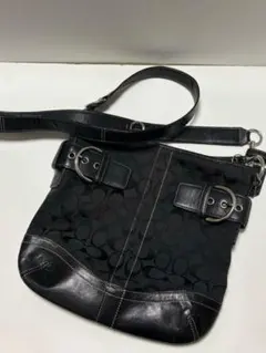 COACHシグネチャー柄ショルダーキャンバス レザーブラック