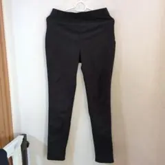 【GU】ブラックスキニーパンツ ゴムウエスト Mサイズ