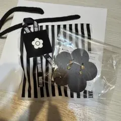 【新品】 MARY QUANT ピアス