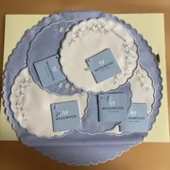 WEDGWOOD コースター 5枚セット とドイリーのサムネイル