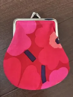 marimekko がま口 ポーチ ピンク 花柄のサムネイル