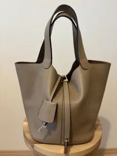 本革トートバッグ 　グレージュ/ベージュ系