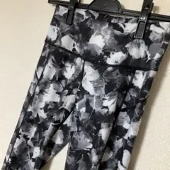 TIGORA インナーパンツ・スパッツ・ランニングパンツ・ヨガパンツ　レギンス