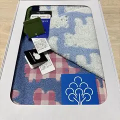 ケイトスペード　しろくま　ハンカチのサムネイル