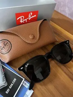 Ray-Ban RB4258F ブラック サングラス