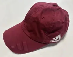 adidas バーガンディ色　中古キャップ
