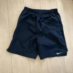 Nike Dri-FIT ハーフパンツ Lサイズ