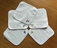 【5枚セット】タオルハンカチ　13cm 刺繍　無地　白　お受験　ホワイト