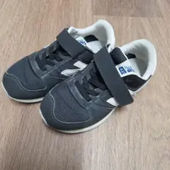 new balance 黒 スニーカー マジックテープ