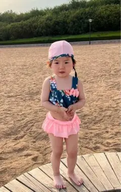牡丹花柄ベビービキニ水着130cmセパレート水着　帽子付き３点セット　キッズ水着
