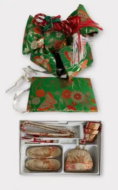 帯・はこせこセット 七五三 7歳 草履 バッグ 帯締め 末広 グリーン 金 赤