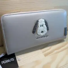 スヌーピー　長財布　グレーベージュ