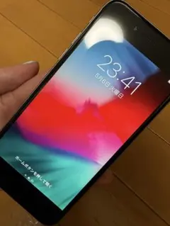 Apple iPhone 6 シルバー 4.7インチ