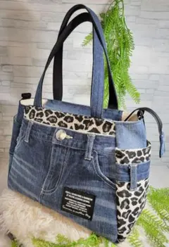 [デニムリメイク]　サイドポケット付きトートバッグ(中)　№104