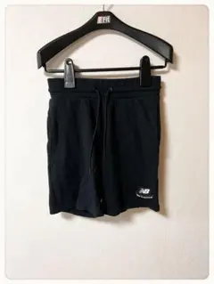 ☘️P1☘new balance ブラック ハーフパンツ Sのサムネイル