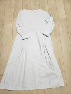 SUNNY CLOUDS フラワーシャカードタックホワイトワンピース 長袖