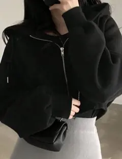 Dazy ブラックパーカー SHEINのサムネイル