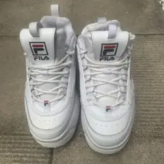フィラ スニーカー