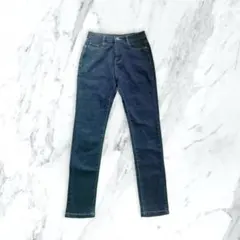ブラックデニム　ストレート スキニー　新品タグ付きのサムネイル